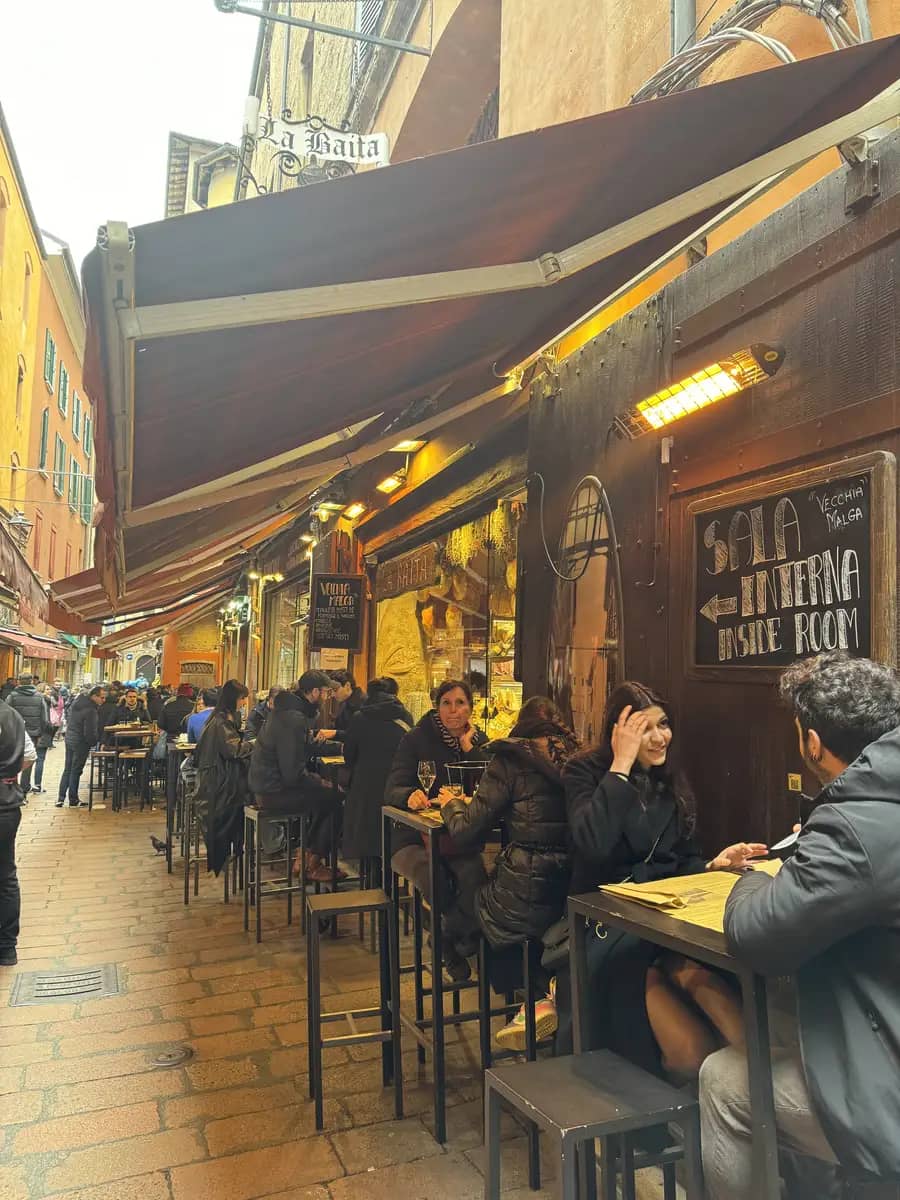 bologna food markets exploring the streets italy