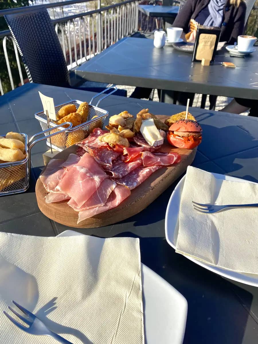 cold meats, cheeses and jalapeno poppers at cheers bistro turin