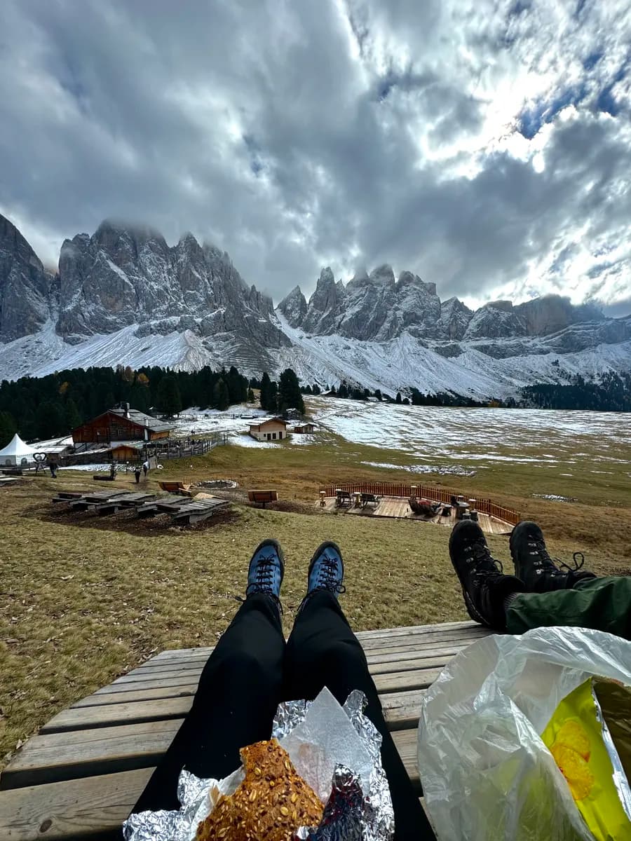 geisleralm rifugio mountain view doloites