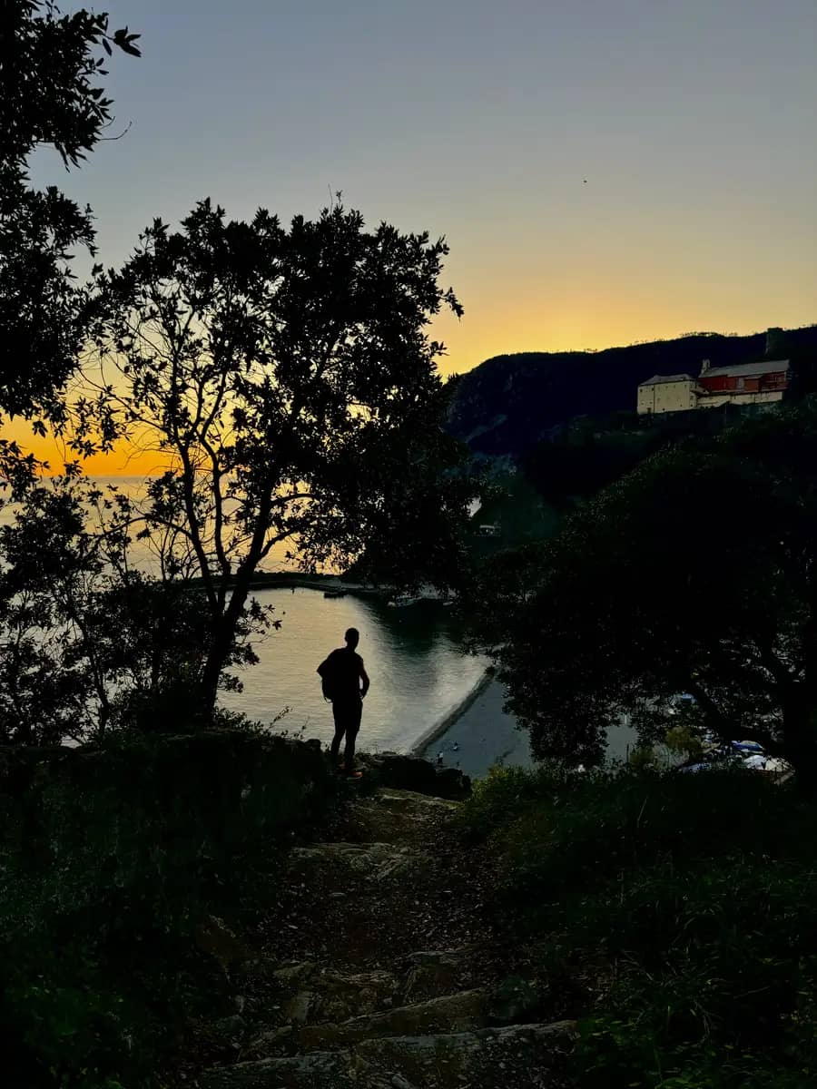 hike path monterosso al mare cinque terre sunset