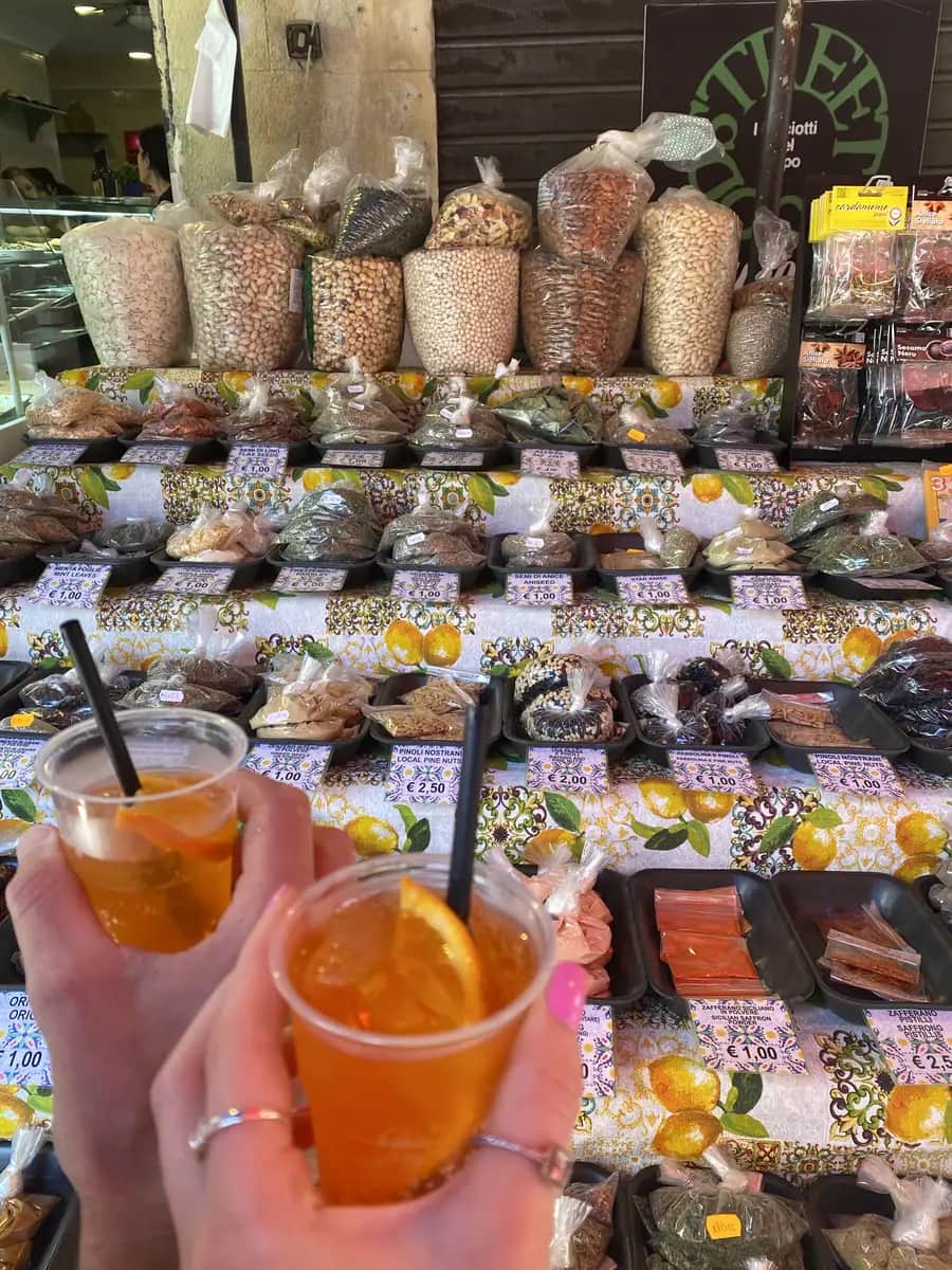 3euro aperol spritz at palermo street food markets