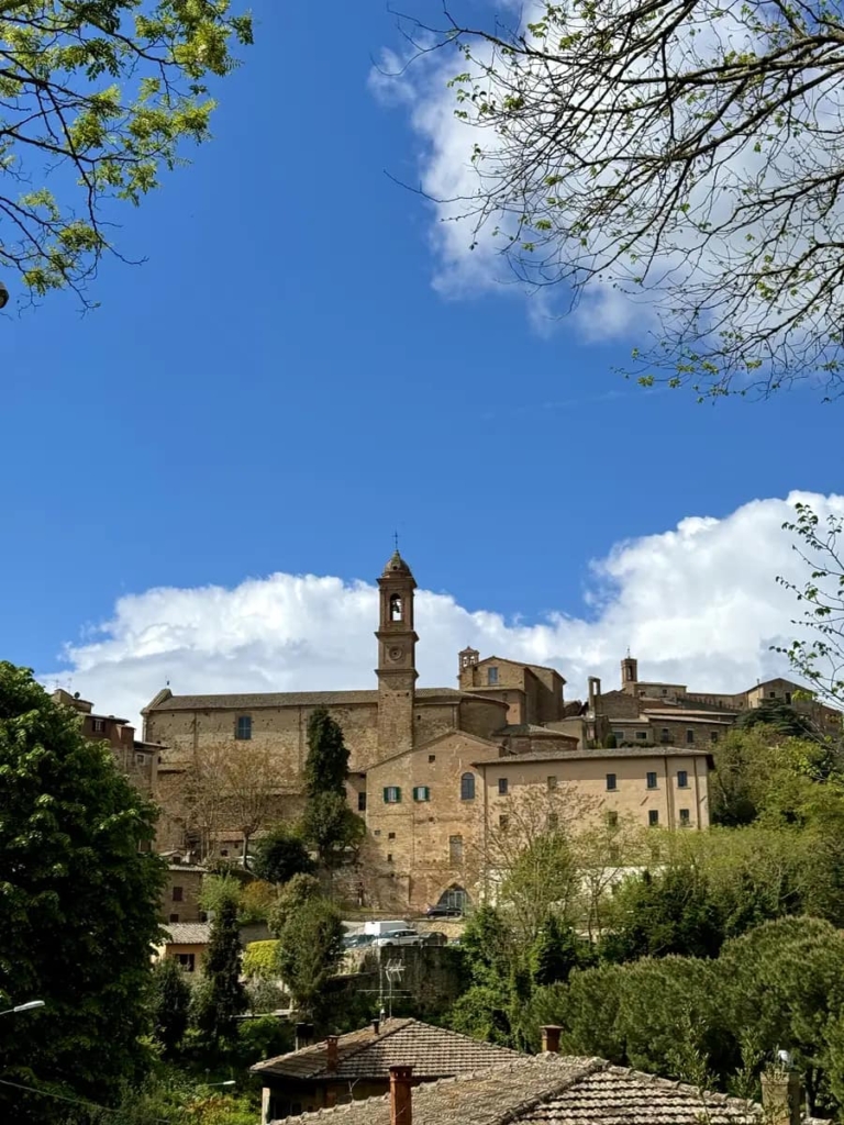 montepulciano town view tuscany