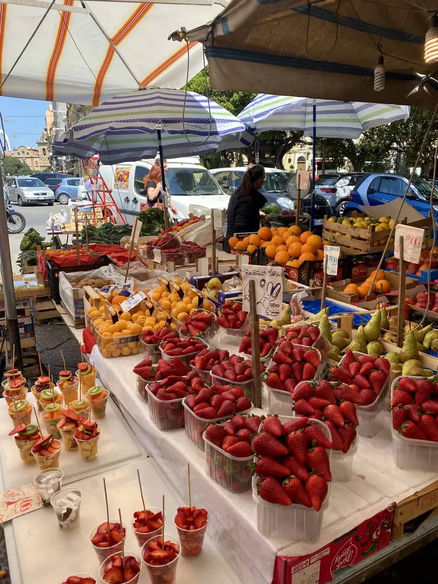 delicious fruit being sold in mercato del capo palermo