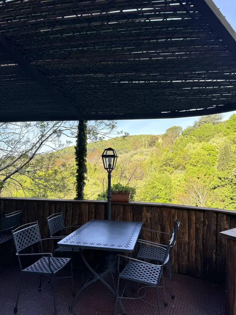 ristorante la luna nel pozzo view of tuscany hills