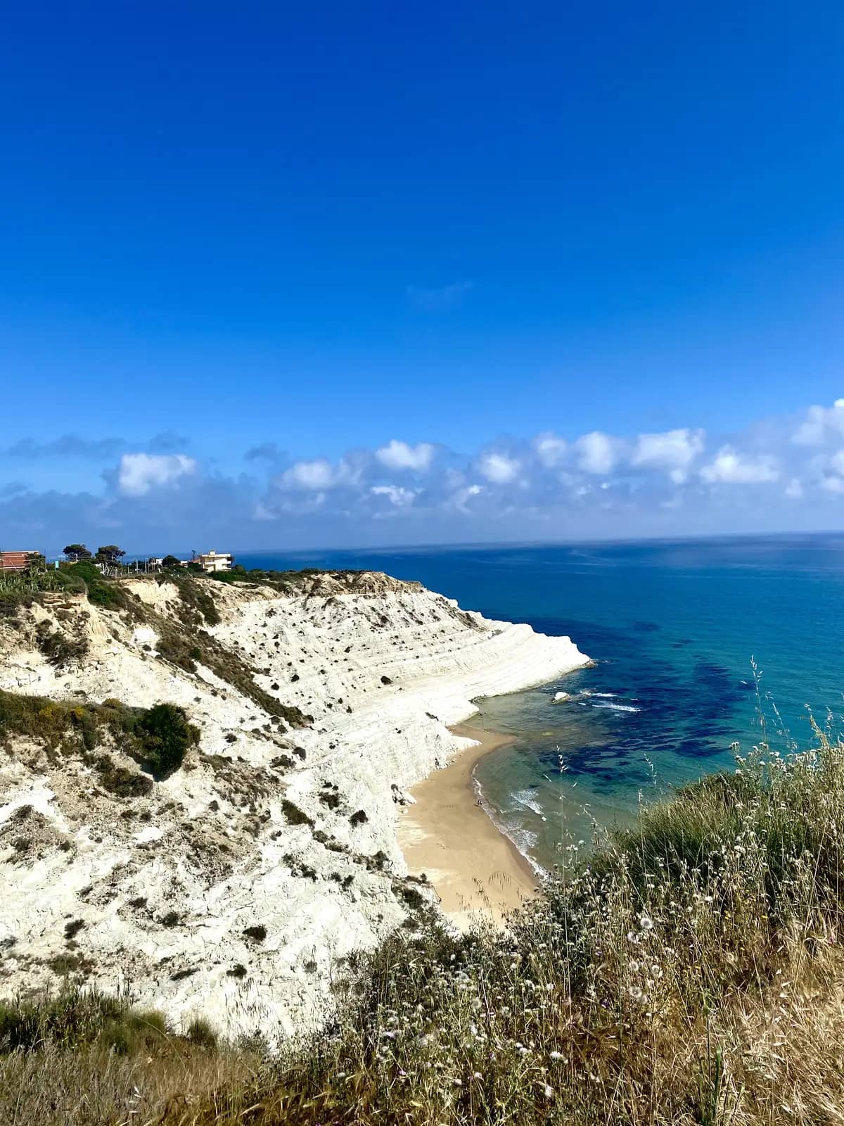 sicilian coastline scala dei turchi italy